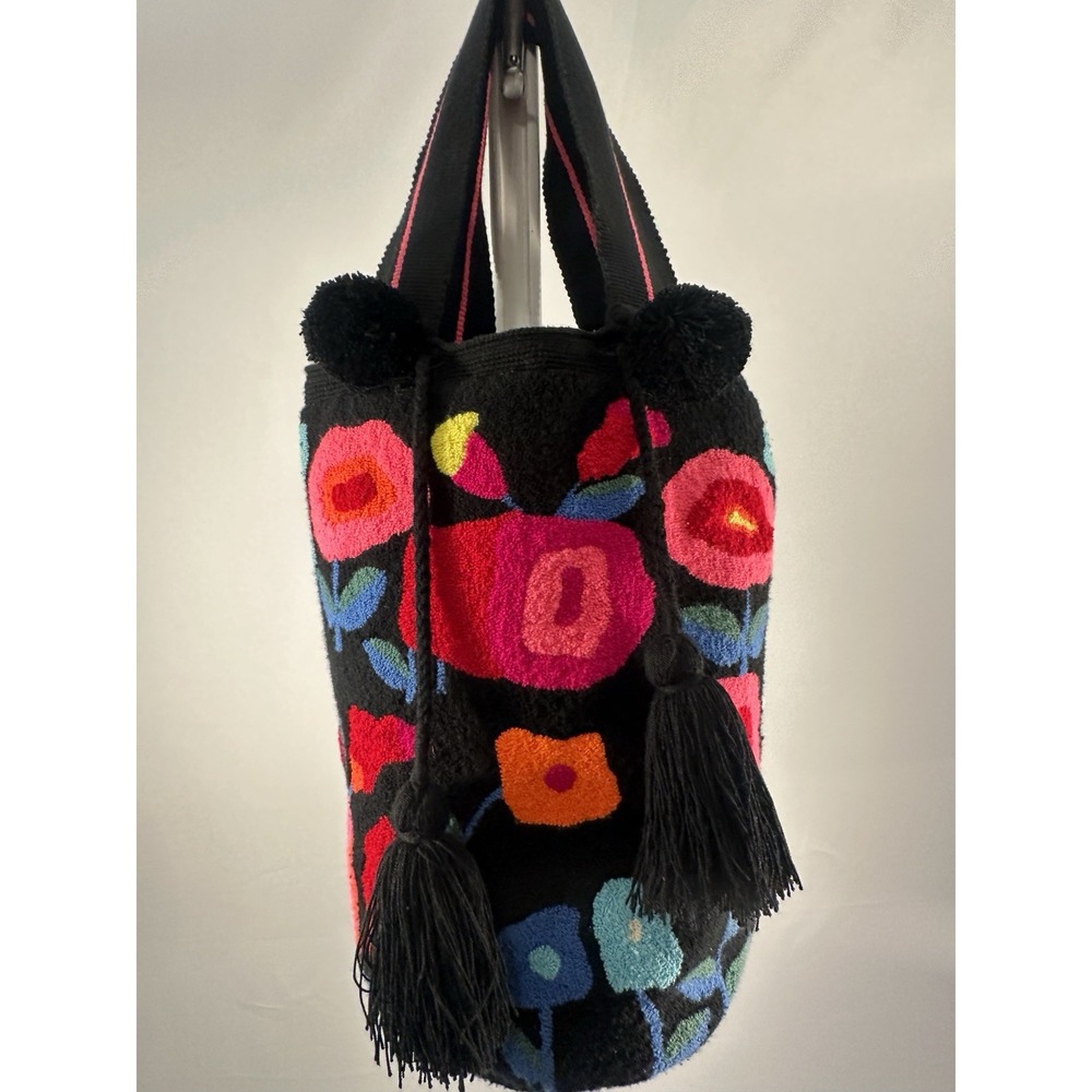 LARGE Black Wayuu Colombia Mochila Fuzzy Floral Bucket Bag Pom Poms (b38)